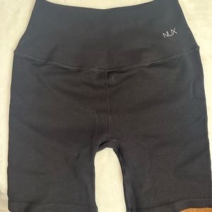 Nux AKT biker shorts